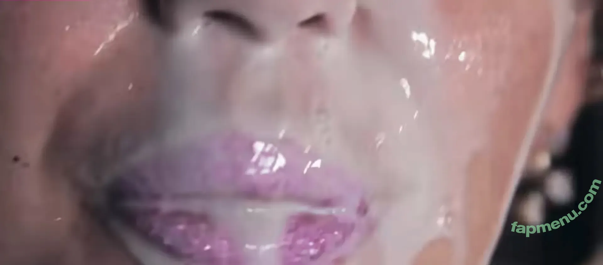 Miley Cyrus nude photo #4817 (MileyCyrus)