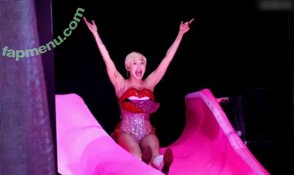 Miley Cyrus nude photo #4954 (MileyCyrus)