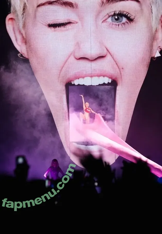 Miley Cyrus nude photo #4968 (MileyCyrus)