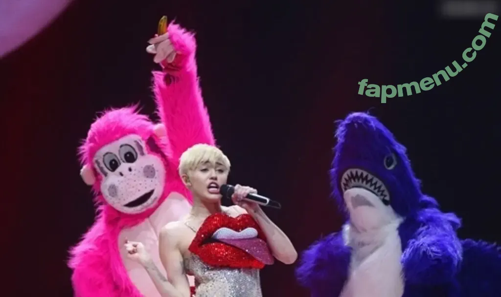Miley Cyrus nude photo #4979 (MileyCyrus)