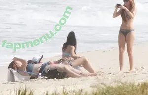 Miley Cyrus / MileyCyrus nude photo #5010