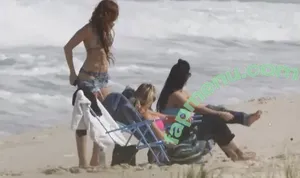 Miley Cyrus / MileyCyrus nude photo #5013