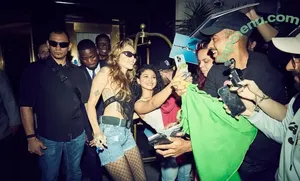 Miley Cyrus / MileyCyrus nude photo #5124