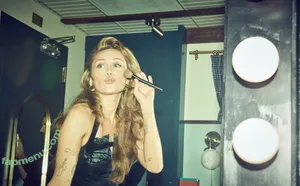 Miley Cyrus / MileyCyrus nude photo #5139