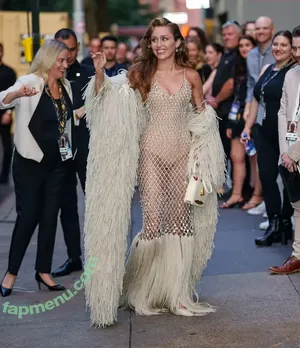 Miley Cyrus / MileyCyrus nude photo #5222