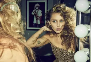 Miley Cyrus / MileyCyrus nude photo #5289