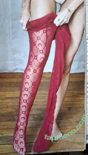 Miley Cyrus / MileyCyrus nude photo #5775