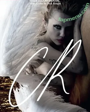 Miley Cyrus / MileyCyrus nude photo #5813