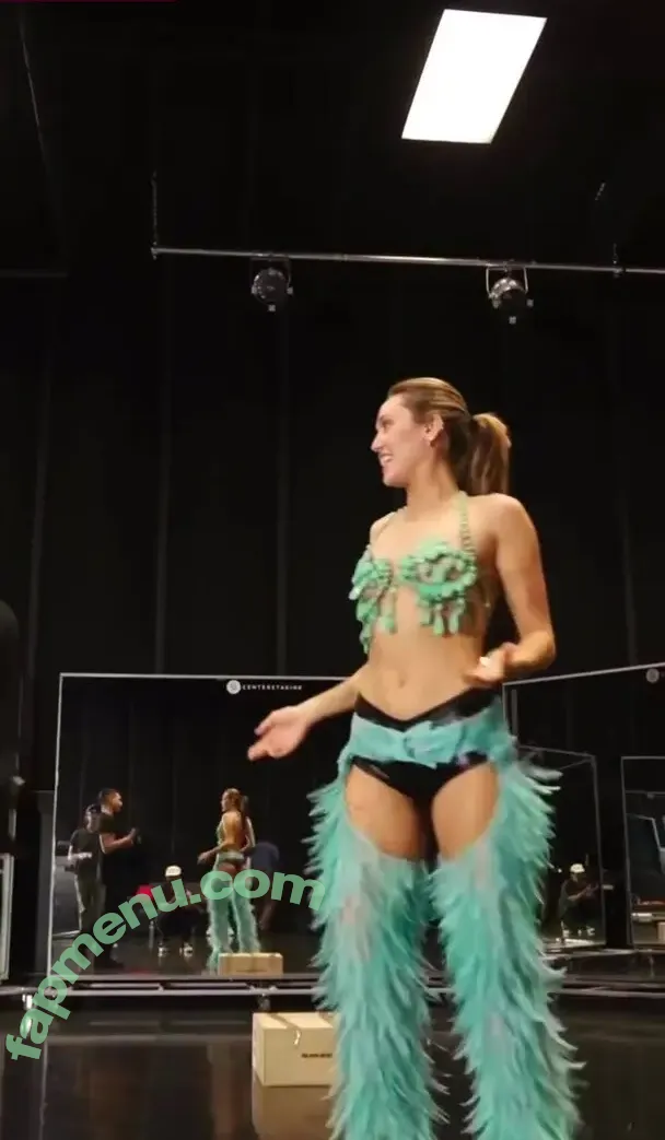 Miley Cyrus nude photo #5027 (MileyCyrus)