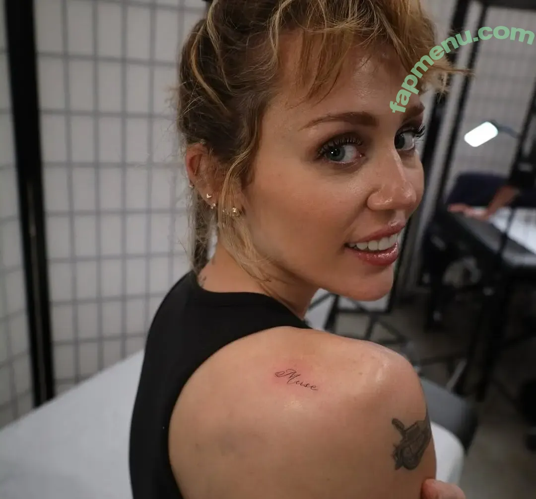 Miley Cyrus nude photo #5108 (MileyCyrus)