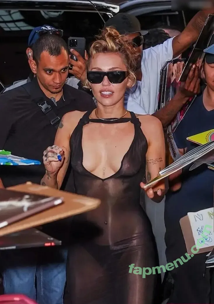 Miley Cyrus nude photo #5134 (MileyCyrus)
