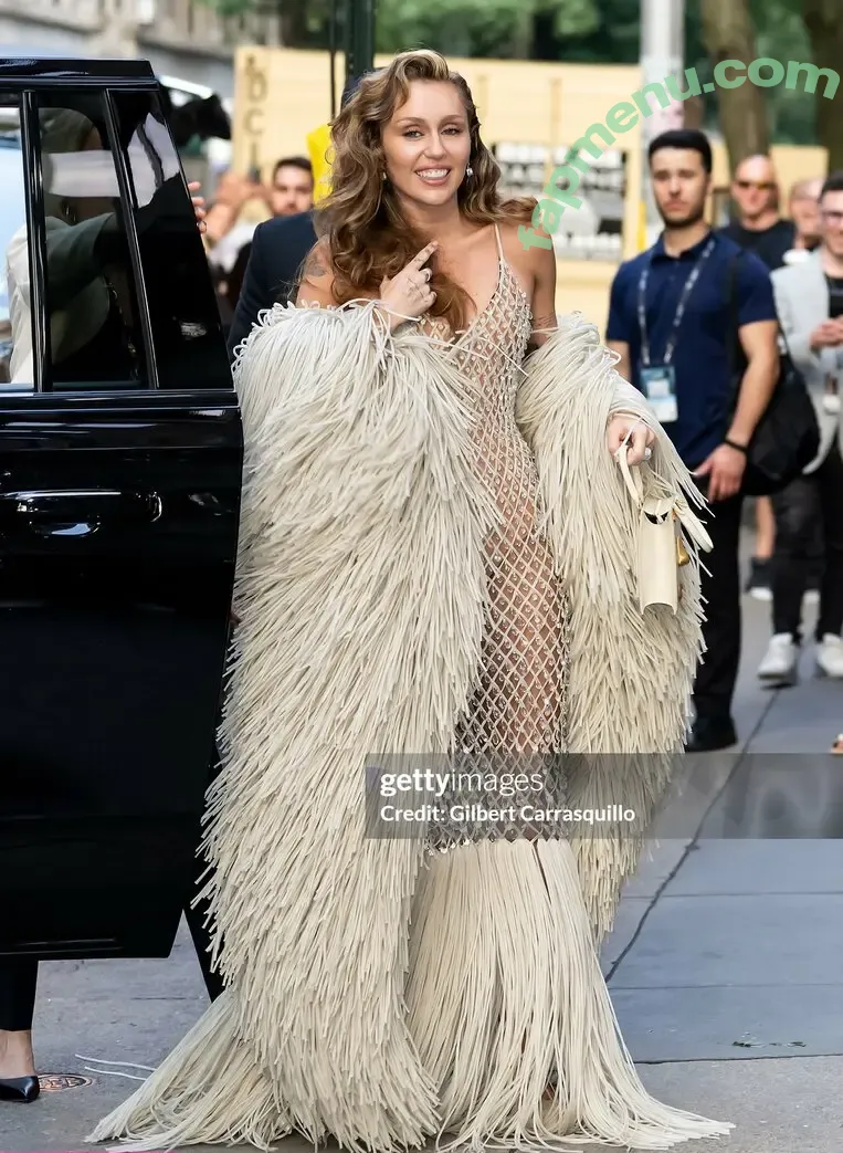 Miley Cyrus nude photo #5243 (MileyCyrus)