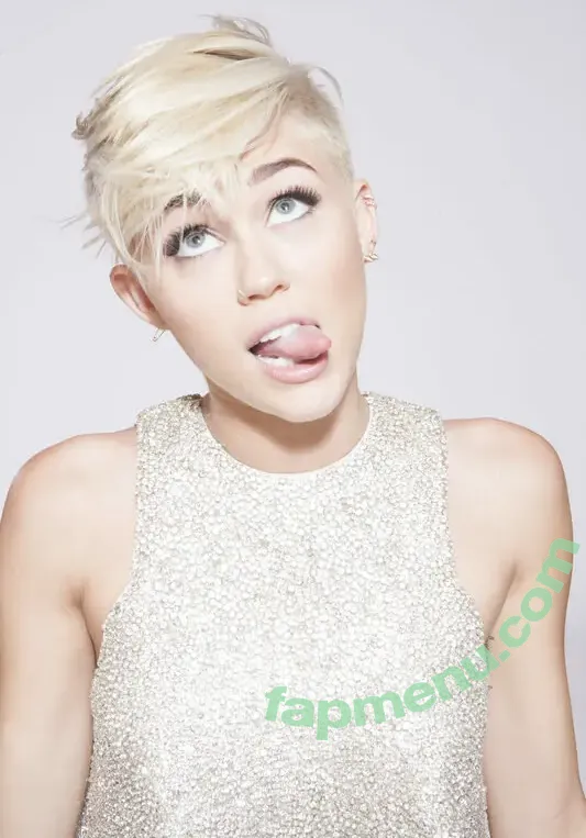 Miley Cyrus nude photo #5300 (MileyCyrus)