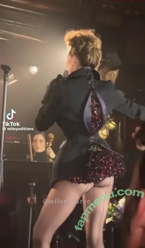 Miley Cyrus nude photo #5495 (MileyCyrus)