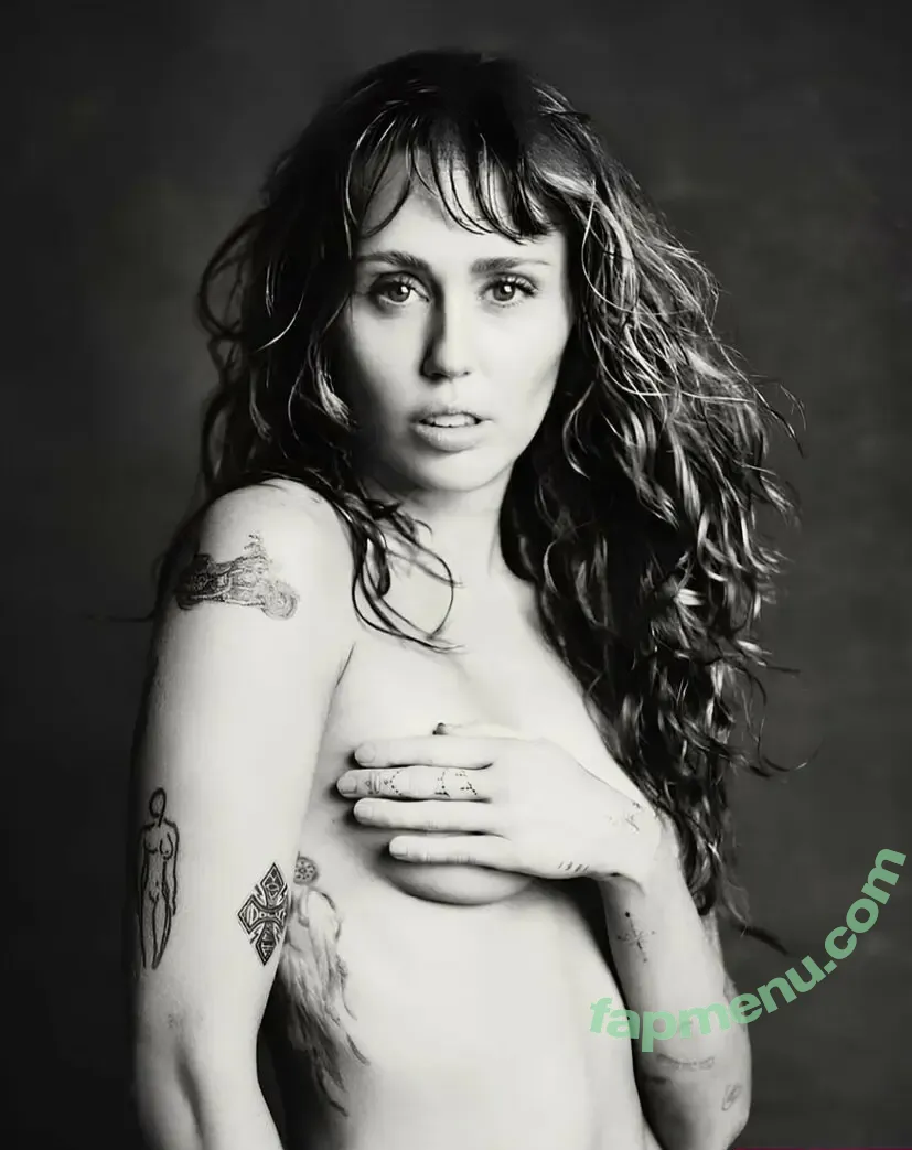 Miley Cyrus nude photo #5611 (MileyCyrus)