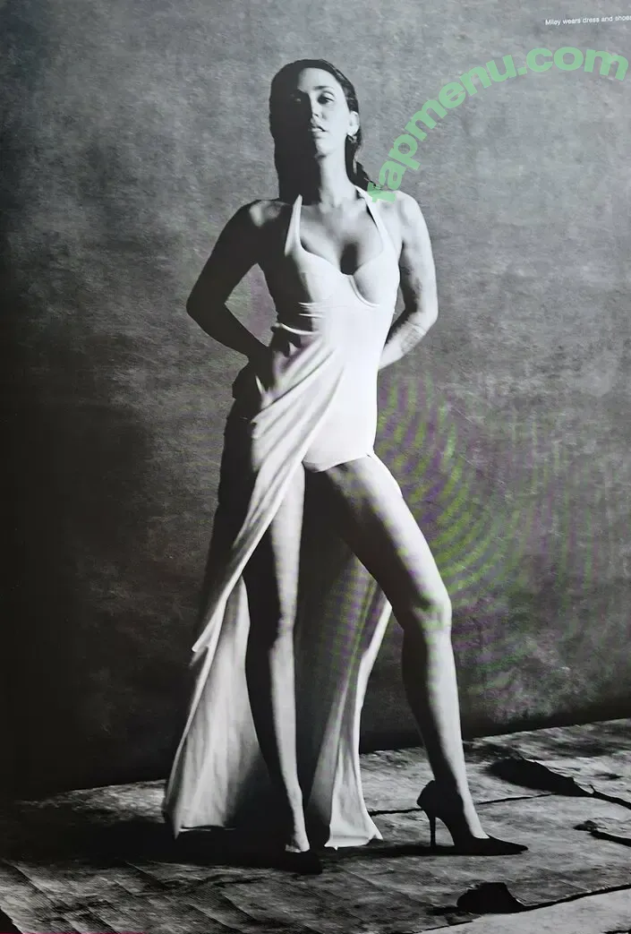 Miley Cyrus nude photo #5719 (MileyCyrus)