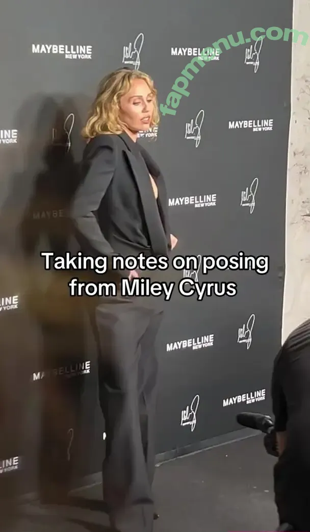 Miley Cyrus nude photo #5877 (MileyCyrus)