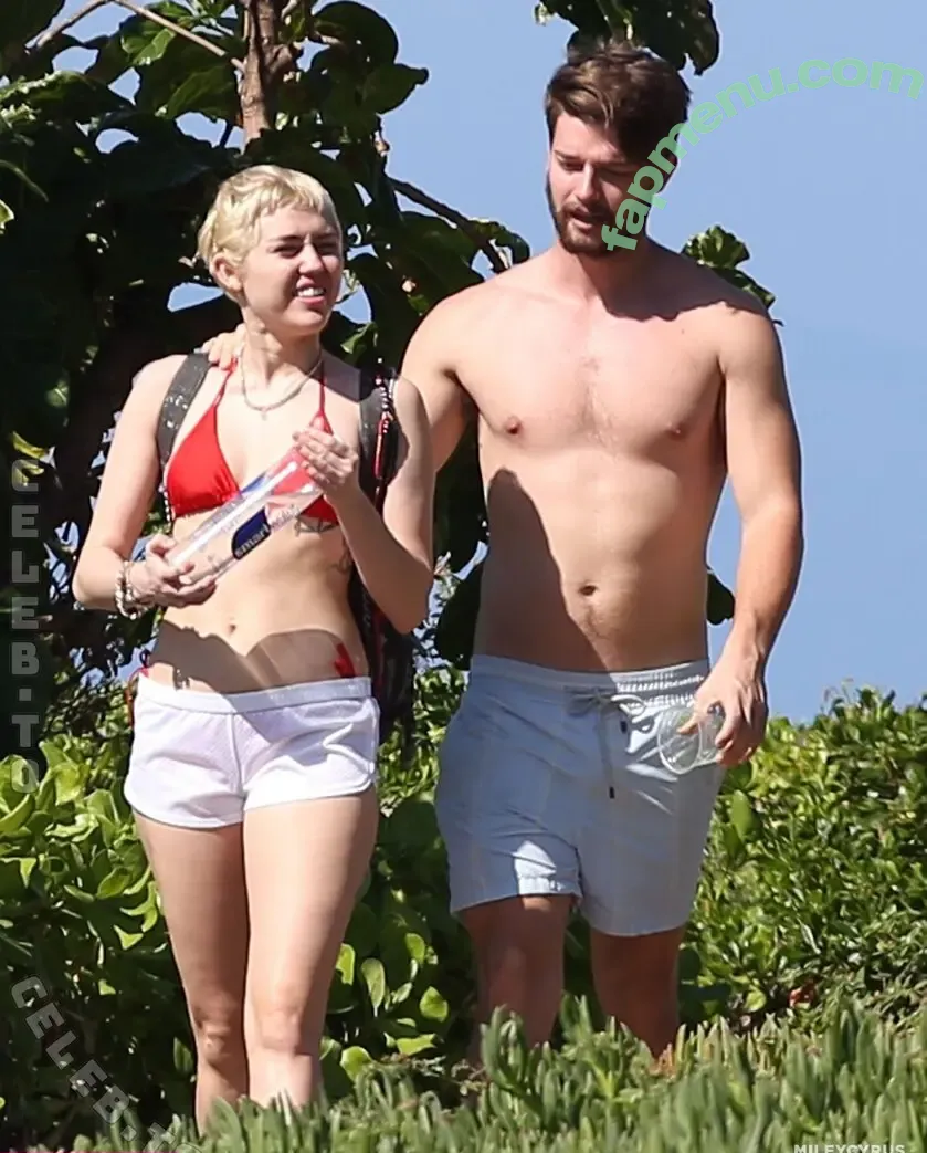Miley Cyrus nude photo #6004 (MileyCyrus)