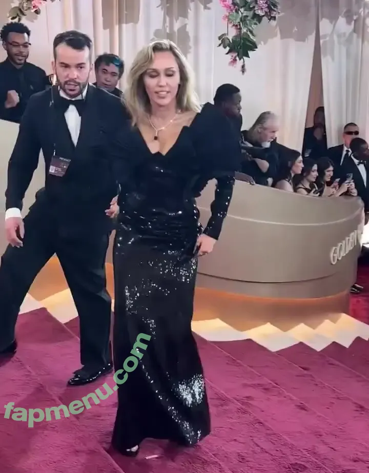 Miley Cyrus nude photo #6208 (MileyCyrus)