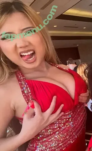 Miley Vang / Stinky._asian / mileyeilish nude photo #0006