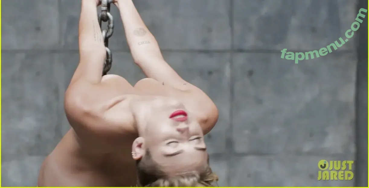 Mileycyrus nude photo #0008 (Mileycyrus)