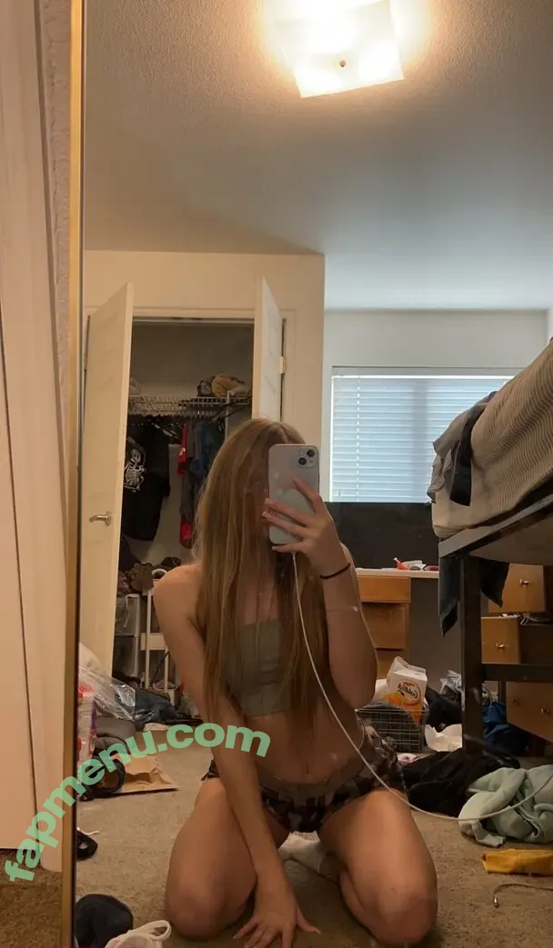 mileyeilish nude photo #0007 (billieeilish)