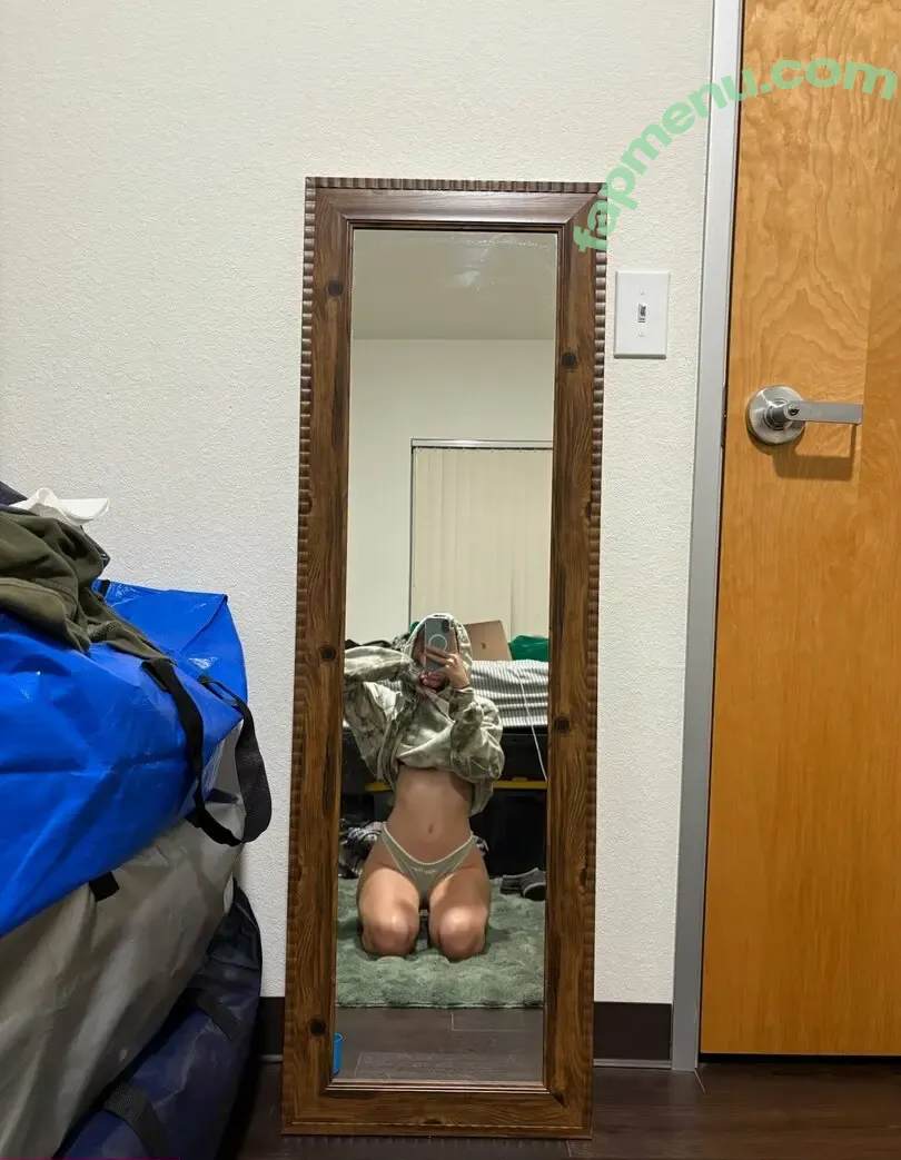 mileyeilish nude photo #0175 (billieeilish)