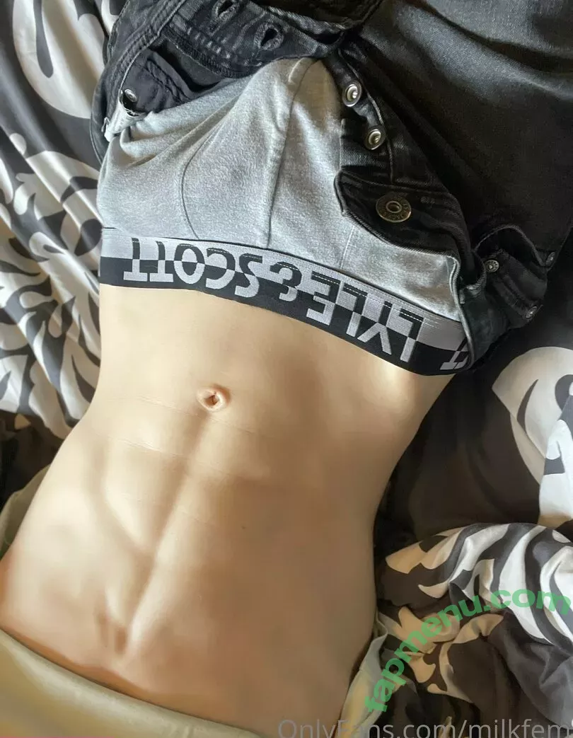milkfem nude photo #0036 (milkfemboii / milkfemme)