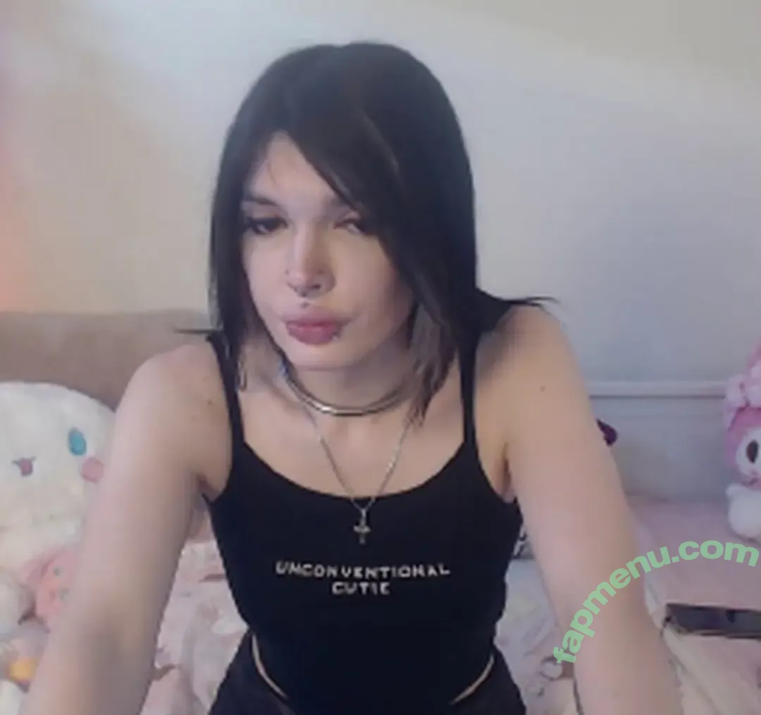 Milkiemew nude photo #0020 (Milkiemew)