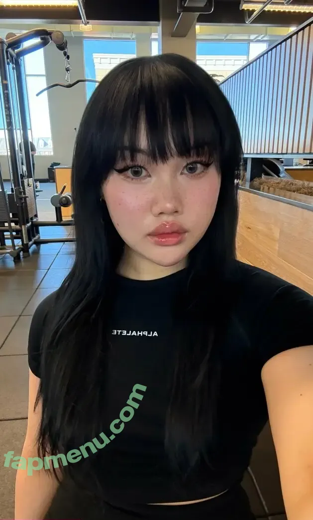 milktealifts nude photo #0021 (milktealiftz)