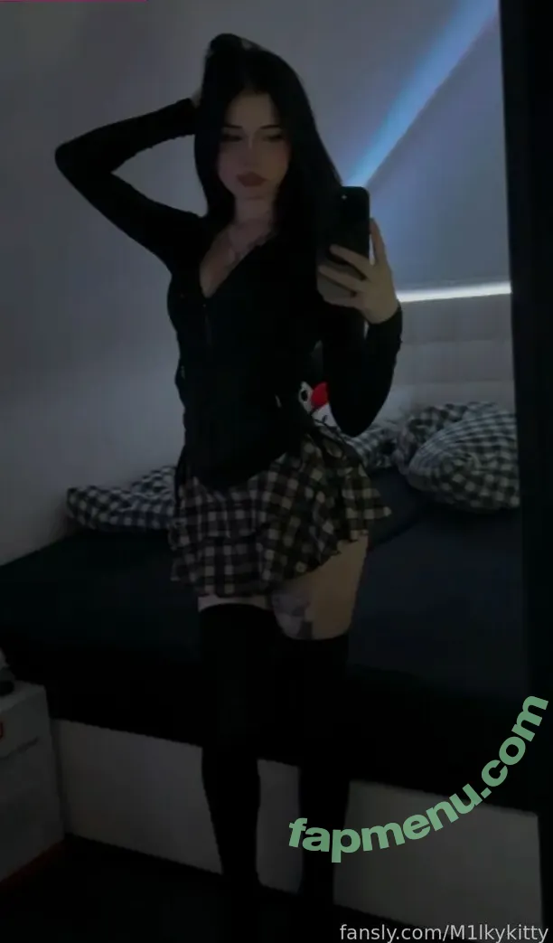 Milky Kitty nude photo #0024 (MilkyKittyxo / m1lkykitty / victoria._celine / viora.xo)