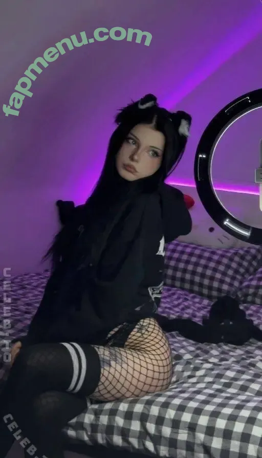 Milky Kitty nude photo #0041 (MilkyKittyxo / m1lkykitty / victoria._celine / viora.xo)