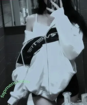 Milky Kitty / Victoria Celine / m1lkykitty / victoria._celine nude photo #0010