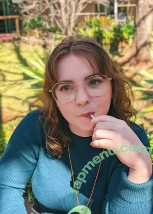 milky.rose / milkyrosedreams nude photo #0093