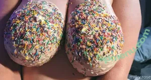 milky.rose / milkyrosedreams nude photo #0096