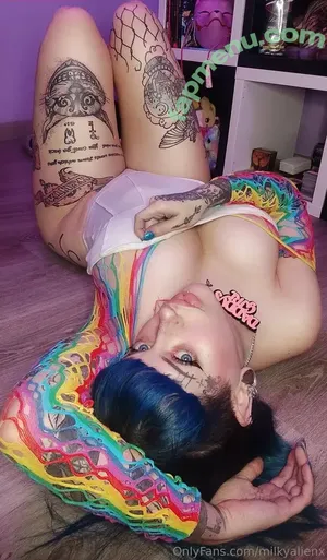 milkyalien / milkyalienx / milkyalienxx nude photo #0033