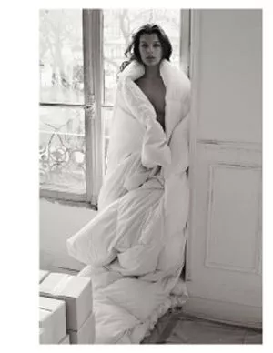 Milla Jovovich / MillaJovovich nude photo #0006