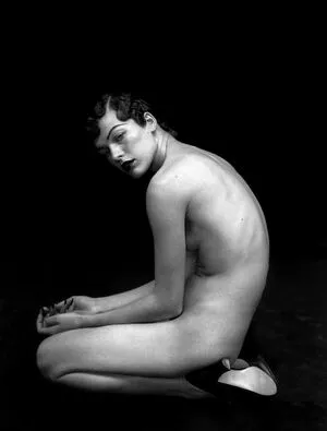 Milla Jovovich / MillaJovovich nude photo #0033