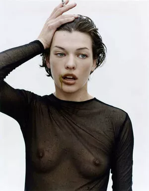 Milla Jovovich / MillaJovovich nude photo #0035