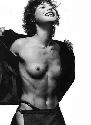 Milla Jovovich / MillaJovovich nude photo #0055