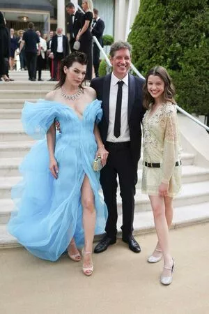 Milla Jovovich / MillaJovovich nude photo #0073