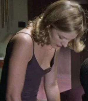 Milla Jovovich / MillaJovovich nude photo #0304