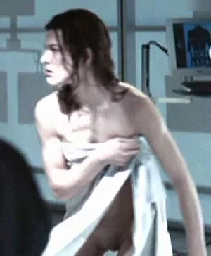 Milla Jovovich / MillaJovovich nude photo #0318