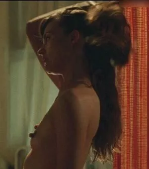 Milla Jovovich / MillaJovovich nude photo #0320