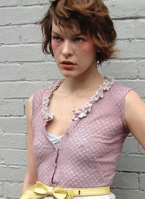 Milla Jovovich / MillaJovovich nude photo #0330