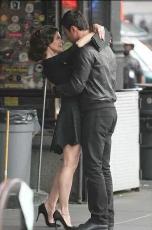 Milla Jovovich / MillaJovovich nude photo #0379