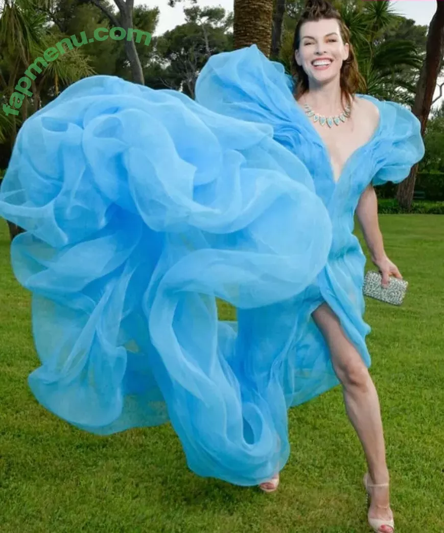 Milla Jovovich nude photo #0016 (MillaJovovich)