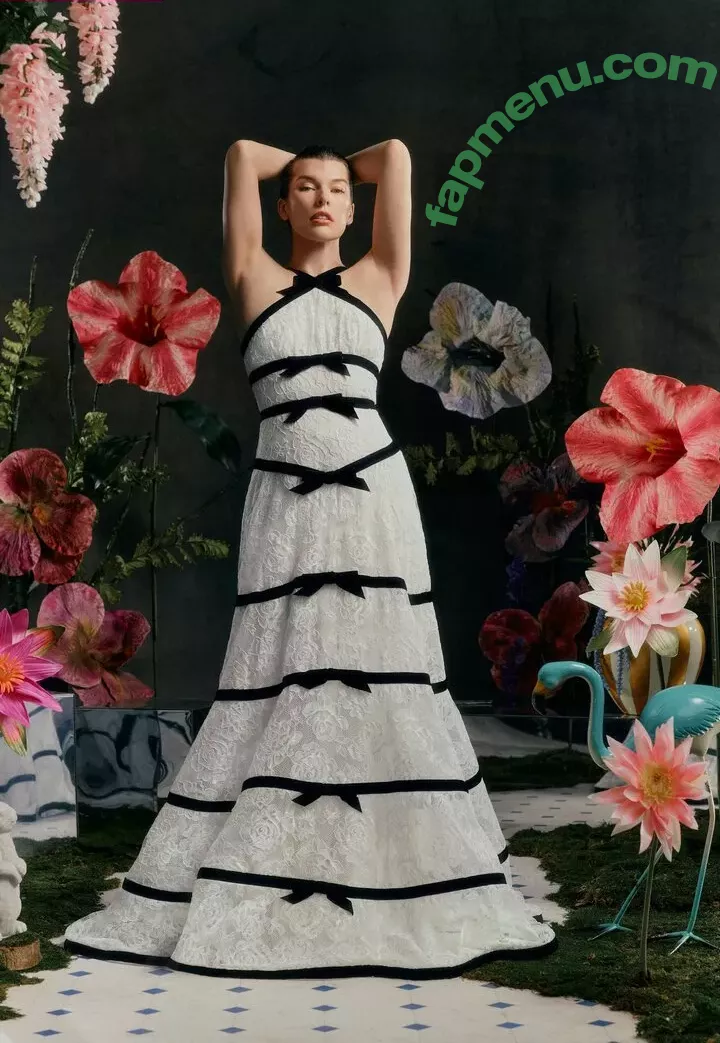 Milla Jovovich nude photo #0060 (MillaJovovich)