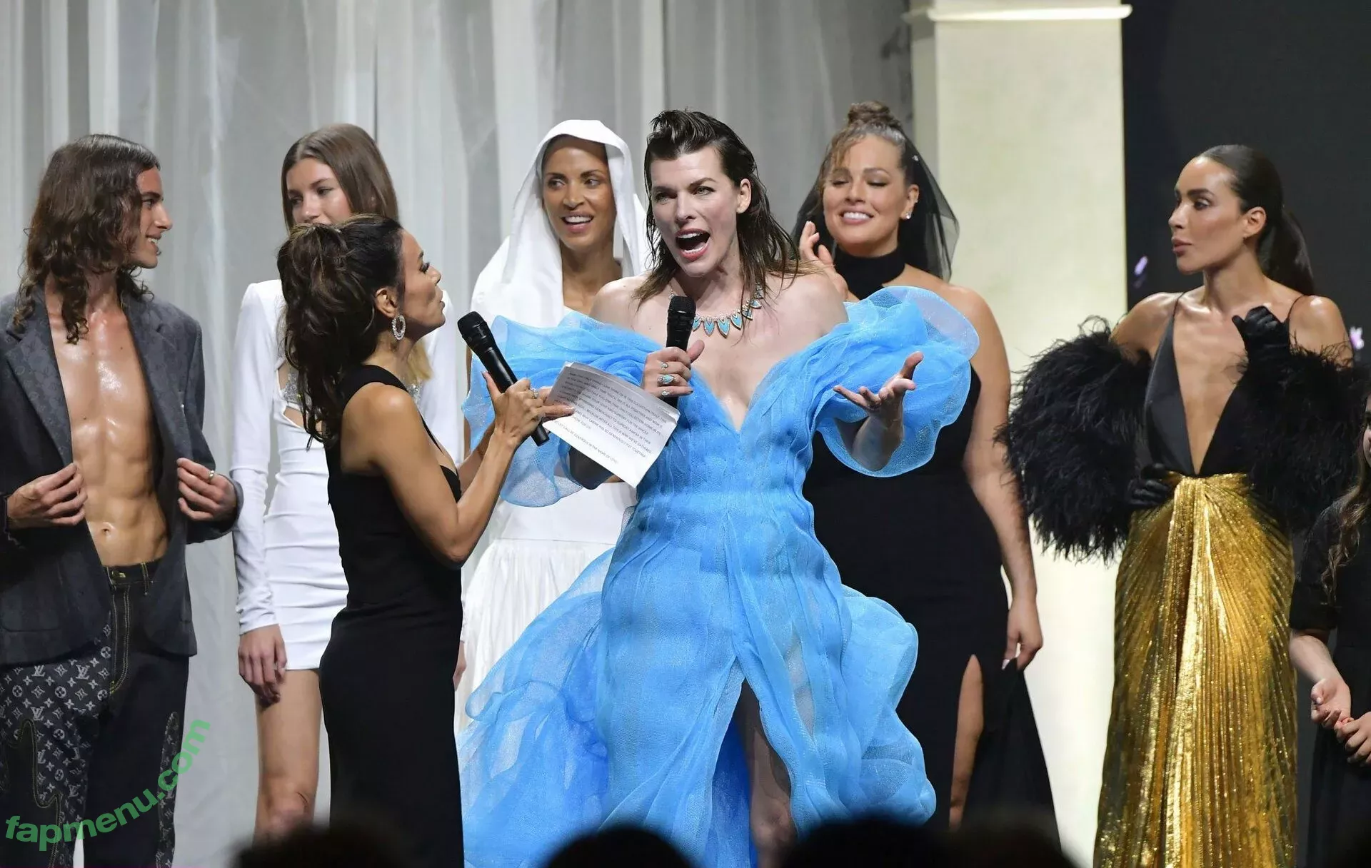 Milla Jovovich nude photo #0080 (MillaJovovich)