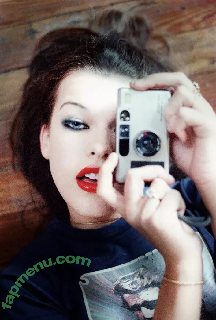 Milla Jovovich nude photo #0191 (MillaJovovich)